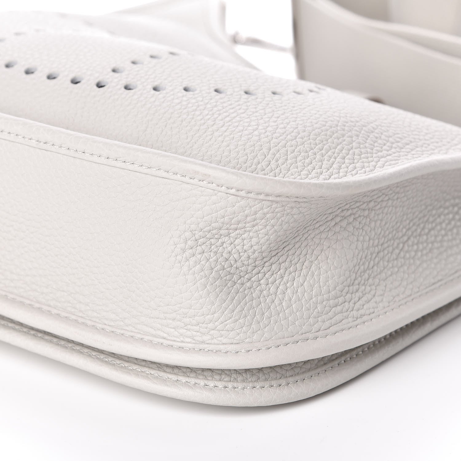 Hermes Taurillon Clemence Evelyne III PM Gris Perle 9 of 10