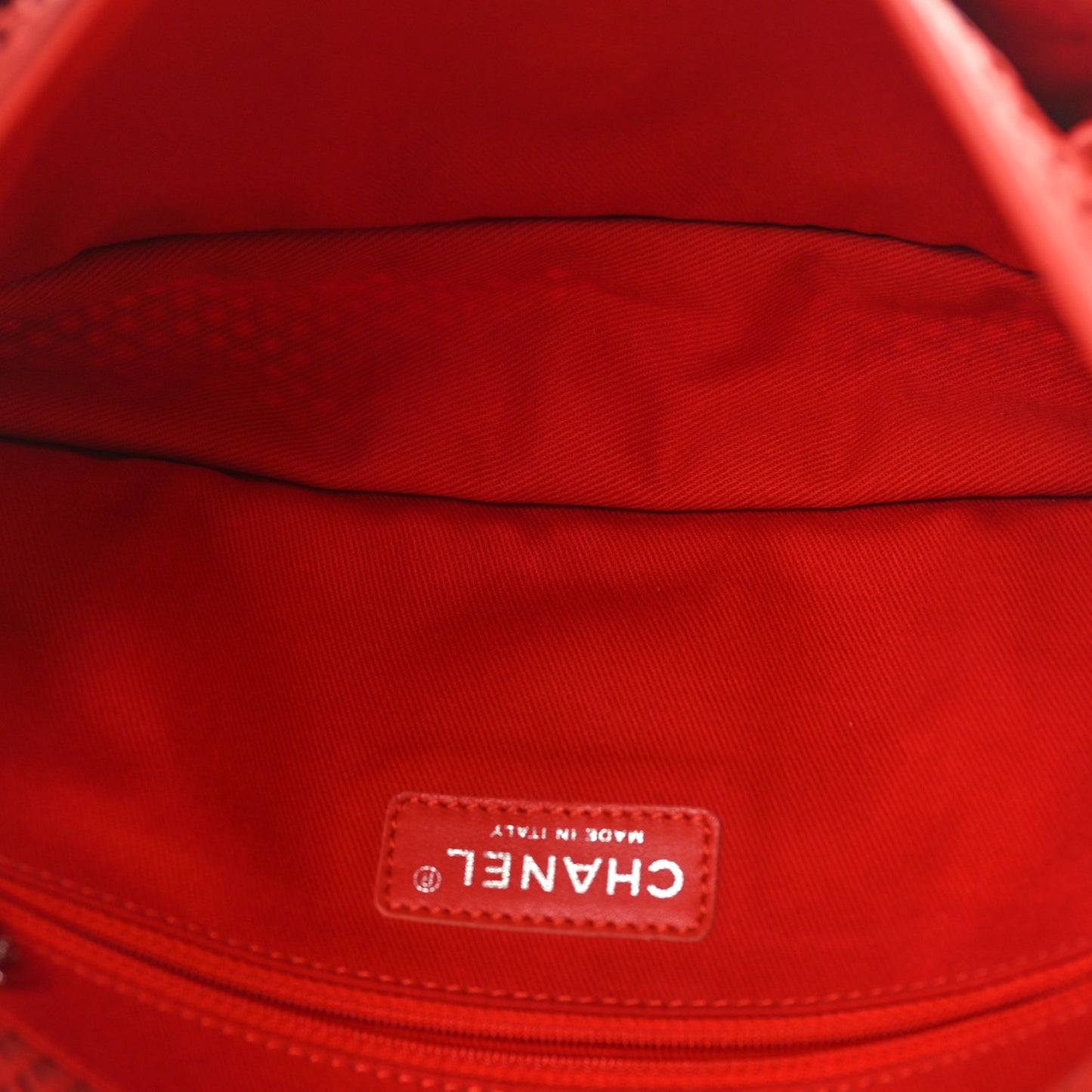 Perforated Calfskin Large Up In The Air Flap Red