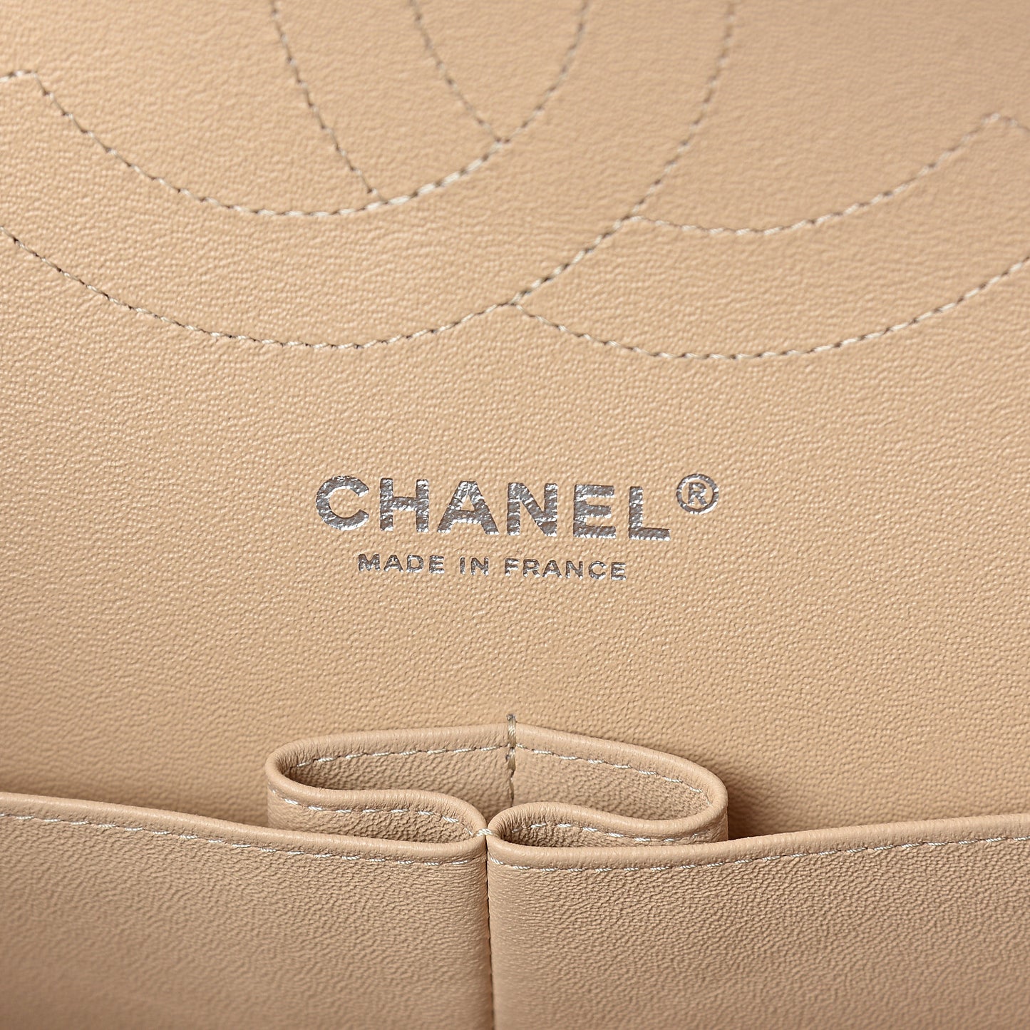 Caviar Quilted Jumbo Double Flap Beige Clair