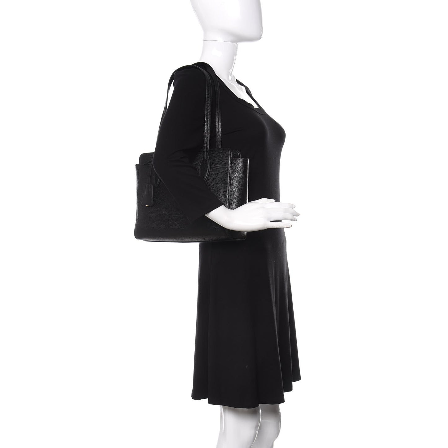 Vitello Daino Shopping Tote Black