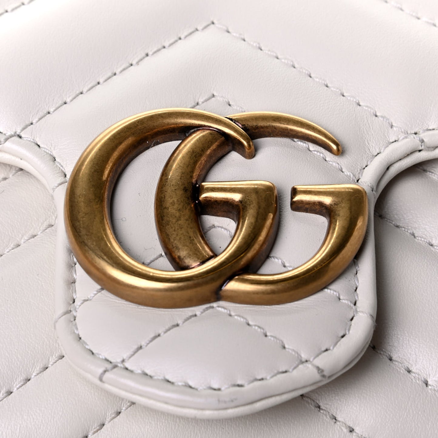 Calfskin Matelasse Super Mini GG Marmont Shoulder Bag White