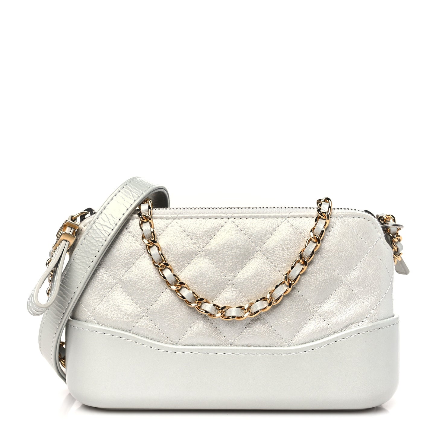 Metallic Lambskin Calfskin Quilted Small Gabrielle Clutch With Chain Silver