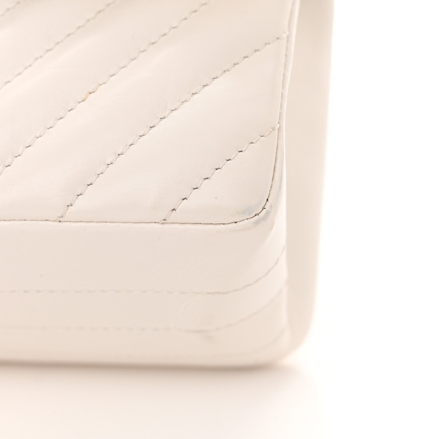 Chanel Aged Calfskin Chevron Quilted 2.55 Reissue Mini Flap White 12 of 13