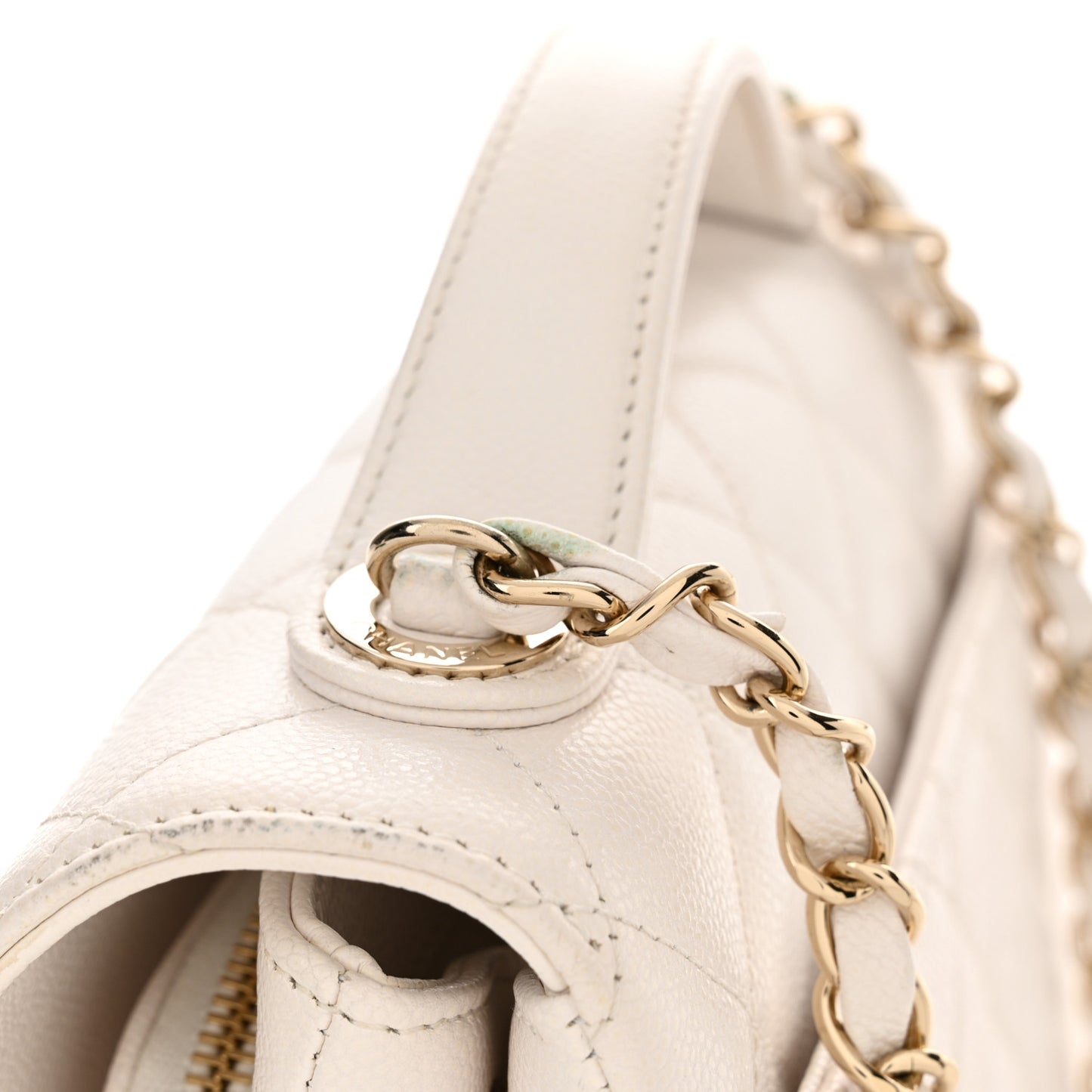 Caviar Quilted Medium Business Affinity Flap White