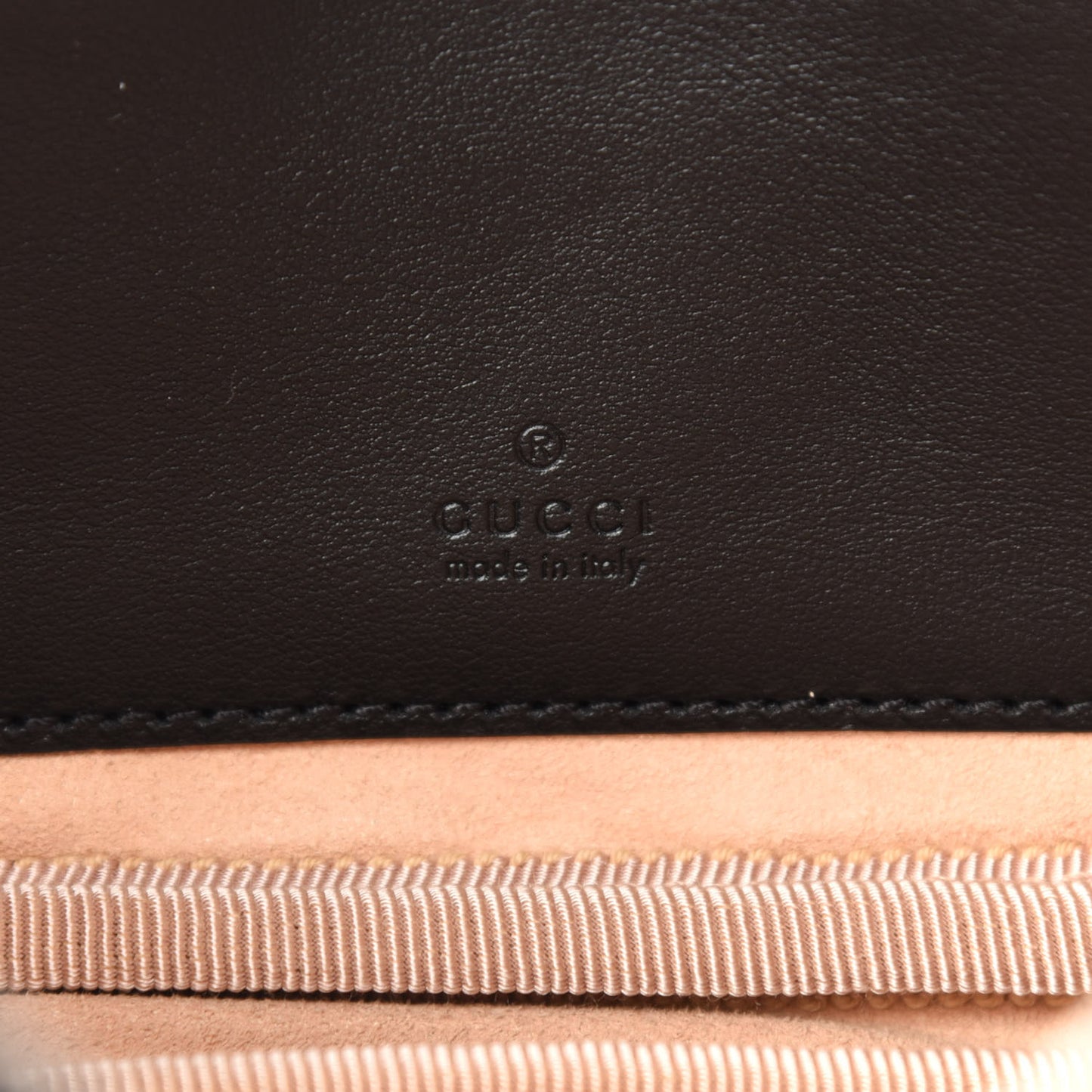 Calfskin Matelasse Mini GG Marmont Chain Crossbody Bag Black