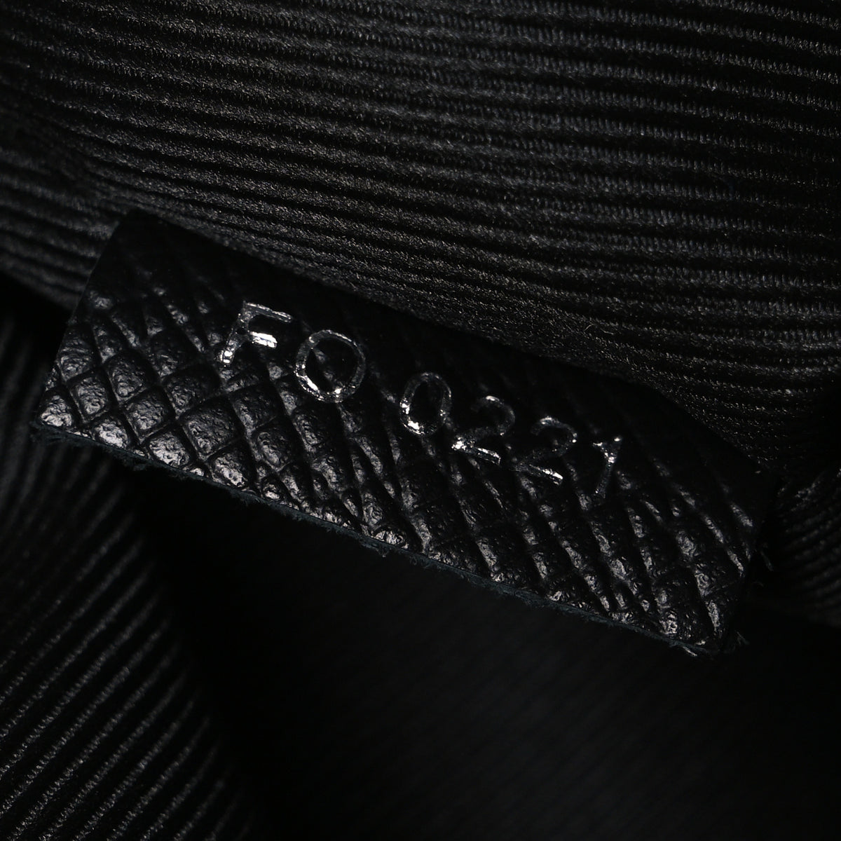 Taiga Monogram Eclipse Outdoor Messenger Black