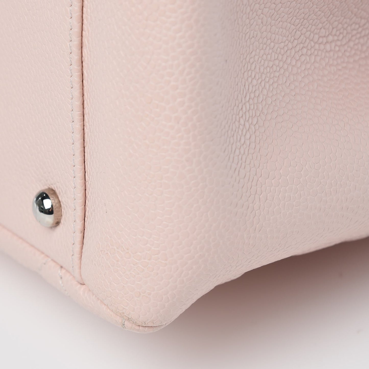 Caviar XL Grand Shopping Tote GST Light Pink
