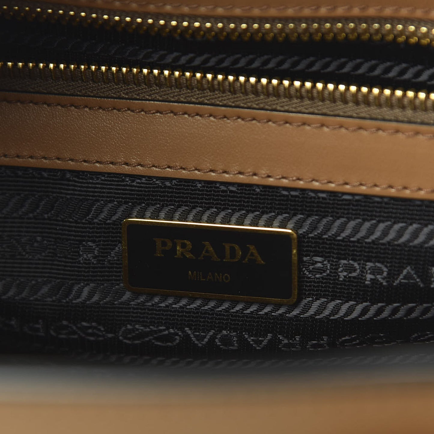 Saffiano Soft Calfskin Tote Cannella