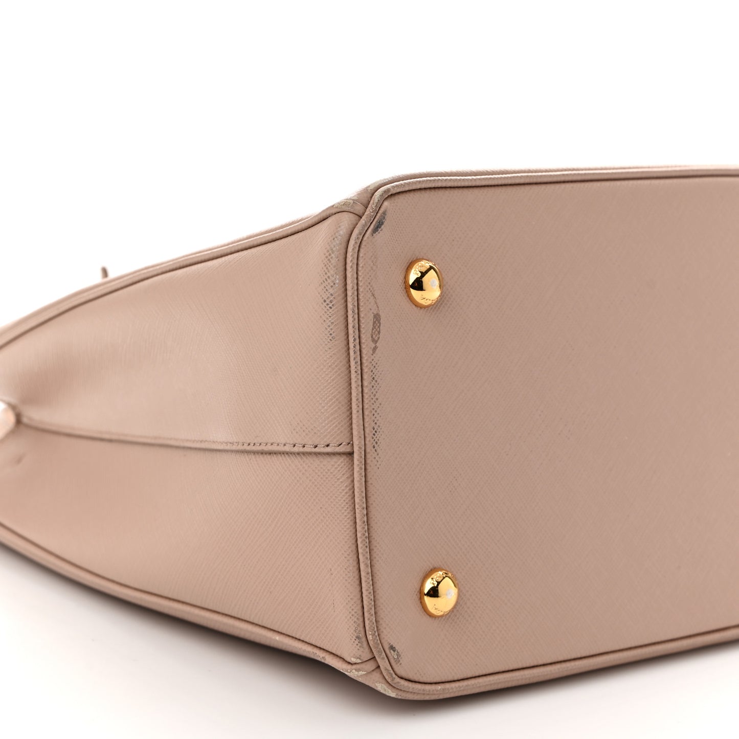 Saffiano Lux Medium Tote Cammeo