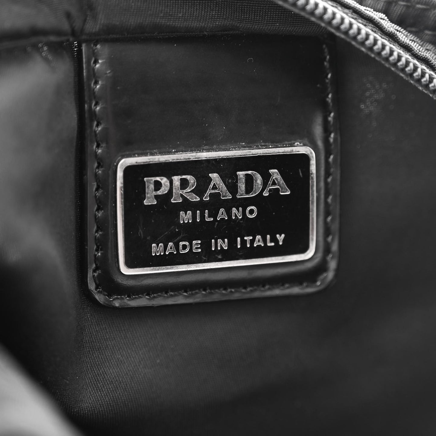 Nylon Vela Flat Messenger Bag Black