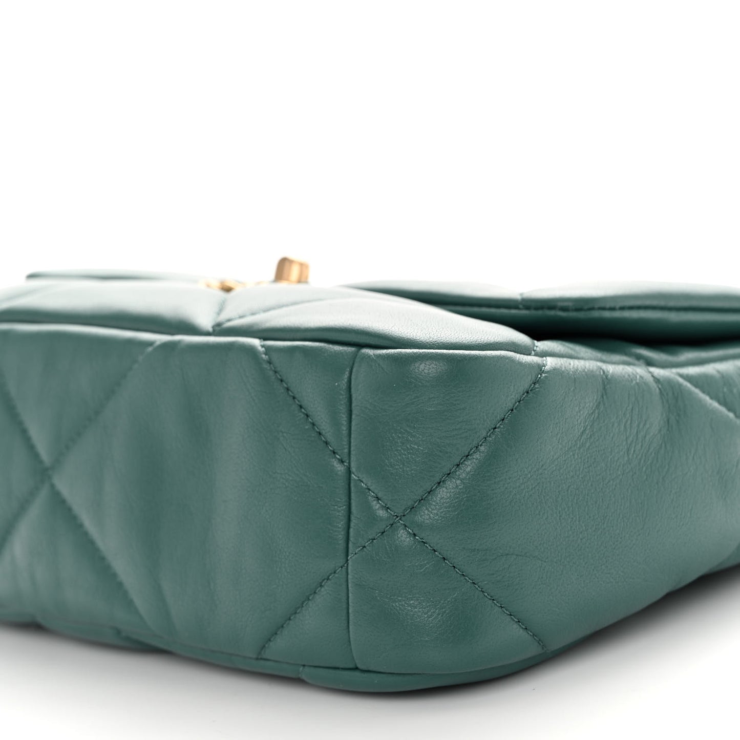 Lambskin Quilted Medium Chanel 19 Flap Green