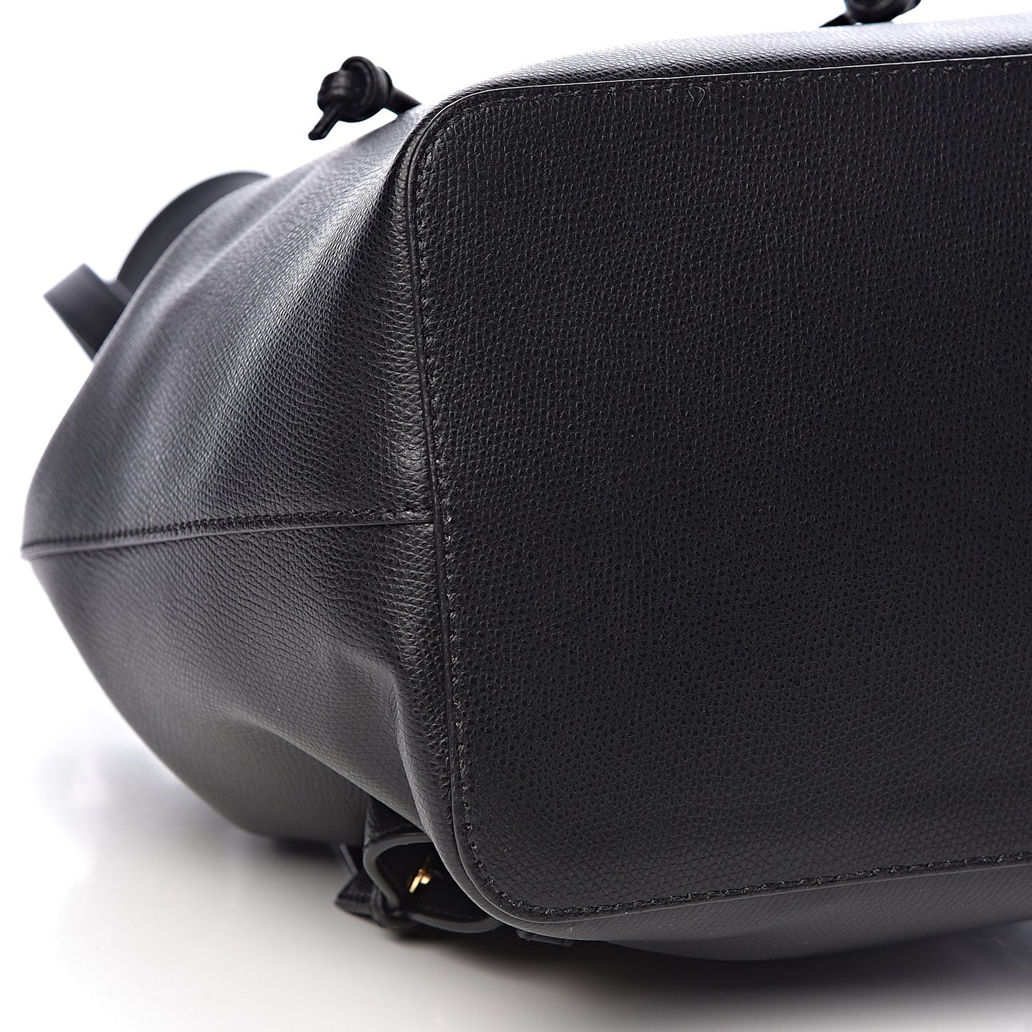 Vitello Cruise F is Fendi Drawstring Backpack Black