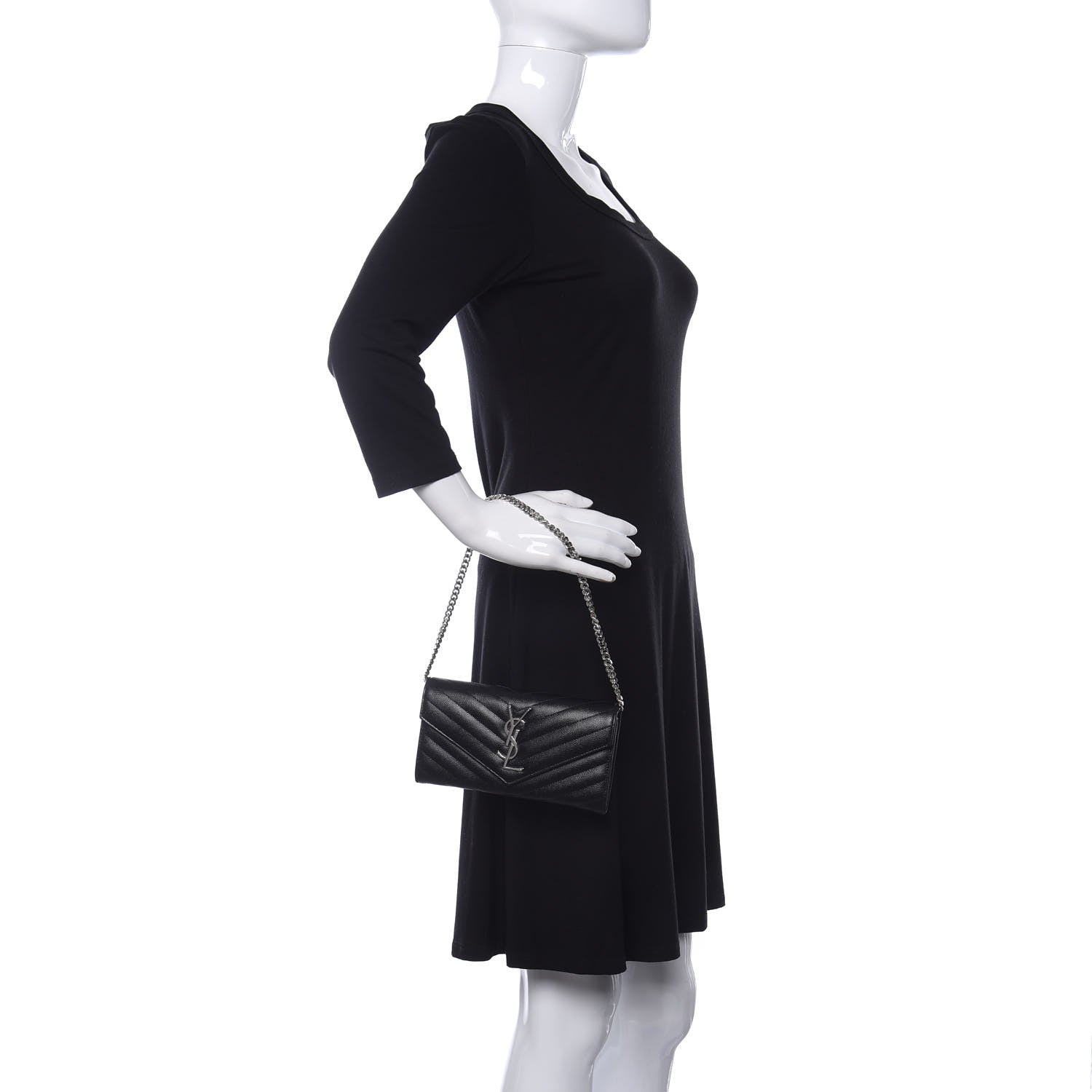 Saint Laurent Grain De Poudre Matelasse Chevron Small Monogram Chain Wallet Black 2 of 12