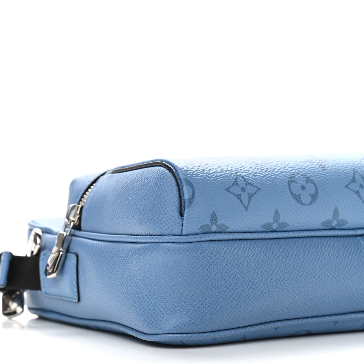 Louis Vuitton Taigarama Outdoor Messenger Denim 8 of 10