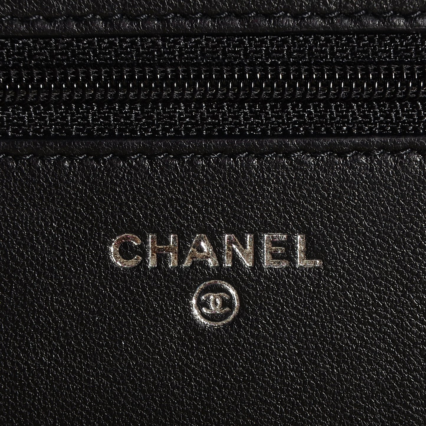 Lambskin Camellia Wallet on Chain WOC Black