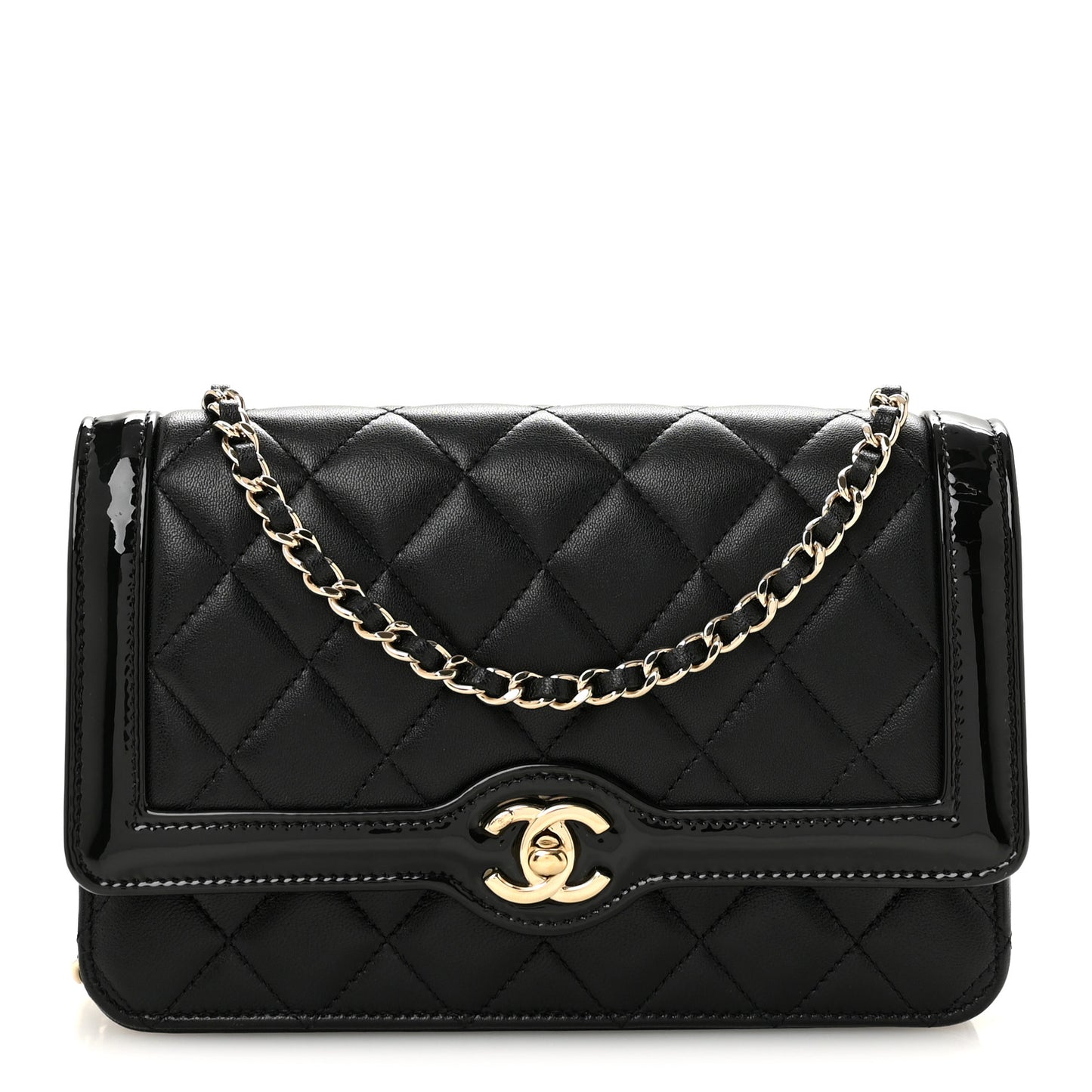 Lambskin Patent Calfskin Quilted Hold The Line CC Wallet On Chain WOC Black