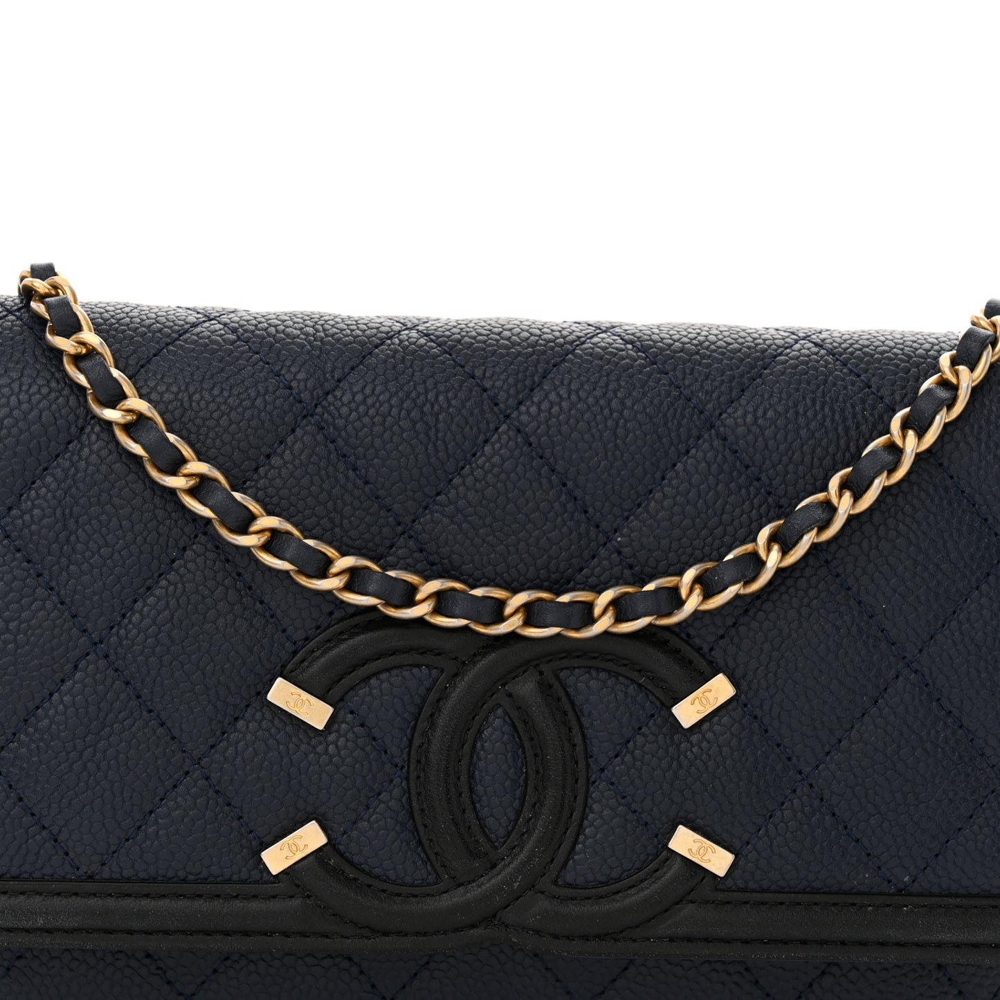 Caviar Quilted CC Filigree Wallet On Chain WOC Navy