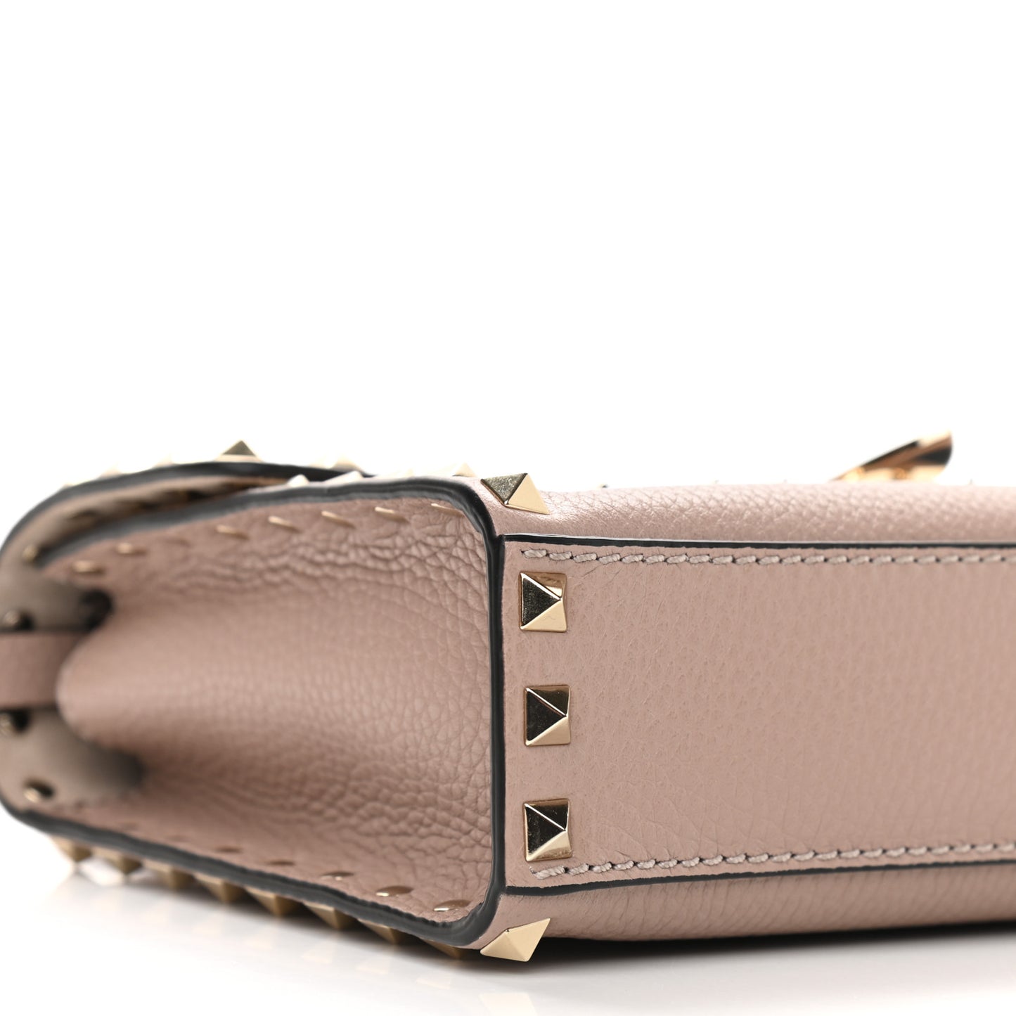 Pebbled Calfskin Medium Rockstud Flip Lock Crossbody Bag Poudre