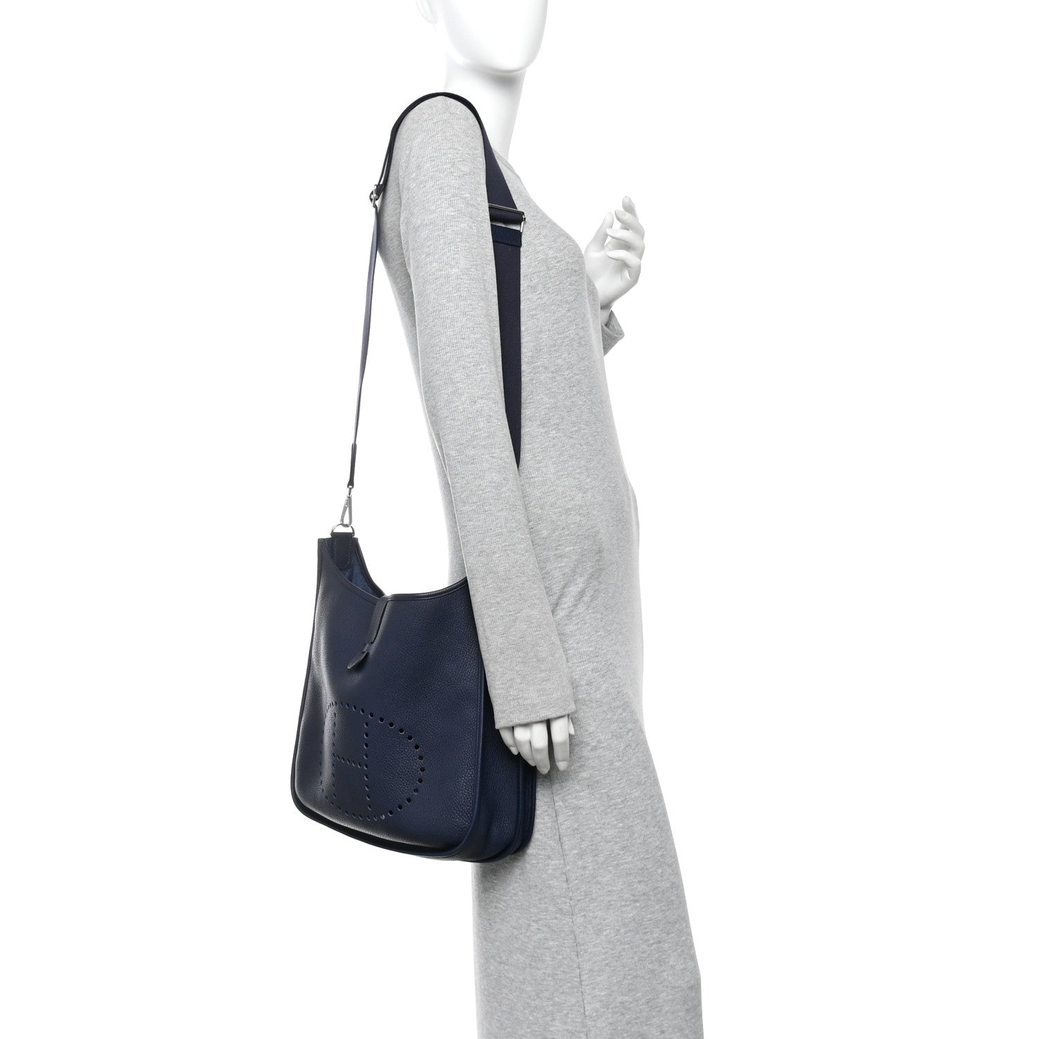 Hermes Taurillon Clemence Evelyne III GM Bleu Nuit 2 of 9