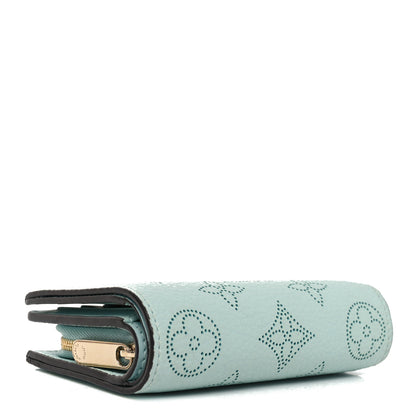 Louis Vuitton Mahina Clea Wallet Vert Lagon 4 of 6