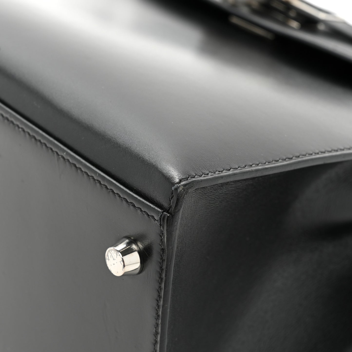 Box Kelly Sellier 32 Black
