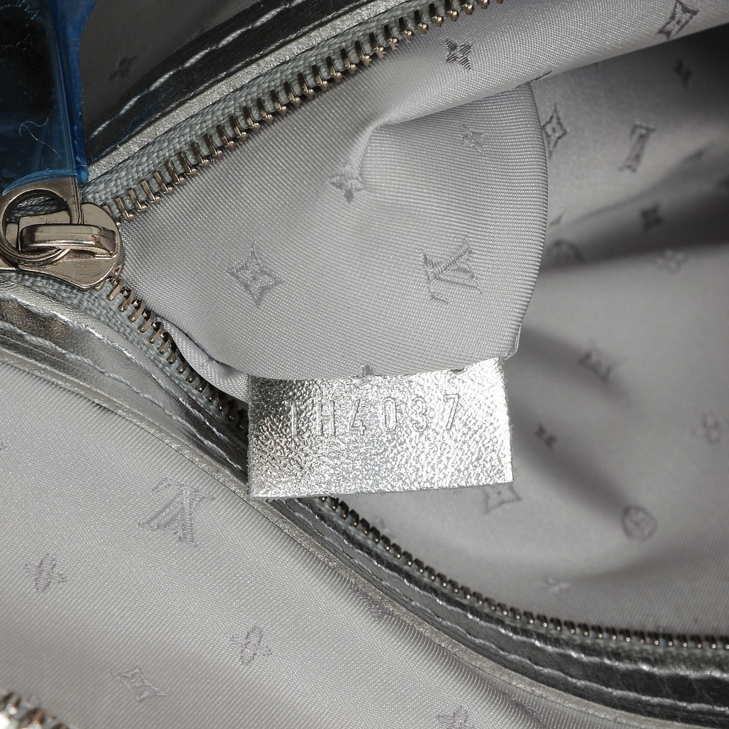 Louis Vuitton Suhali Lockit PM Silver 7 of 9