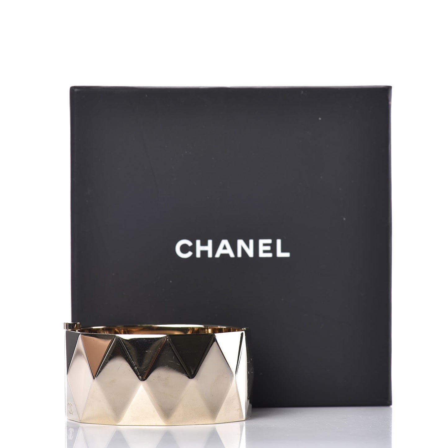 Quilted Metal CC Cuff Gold