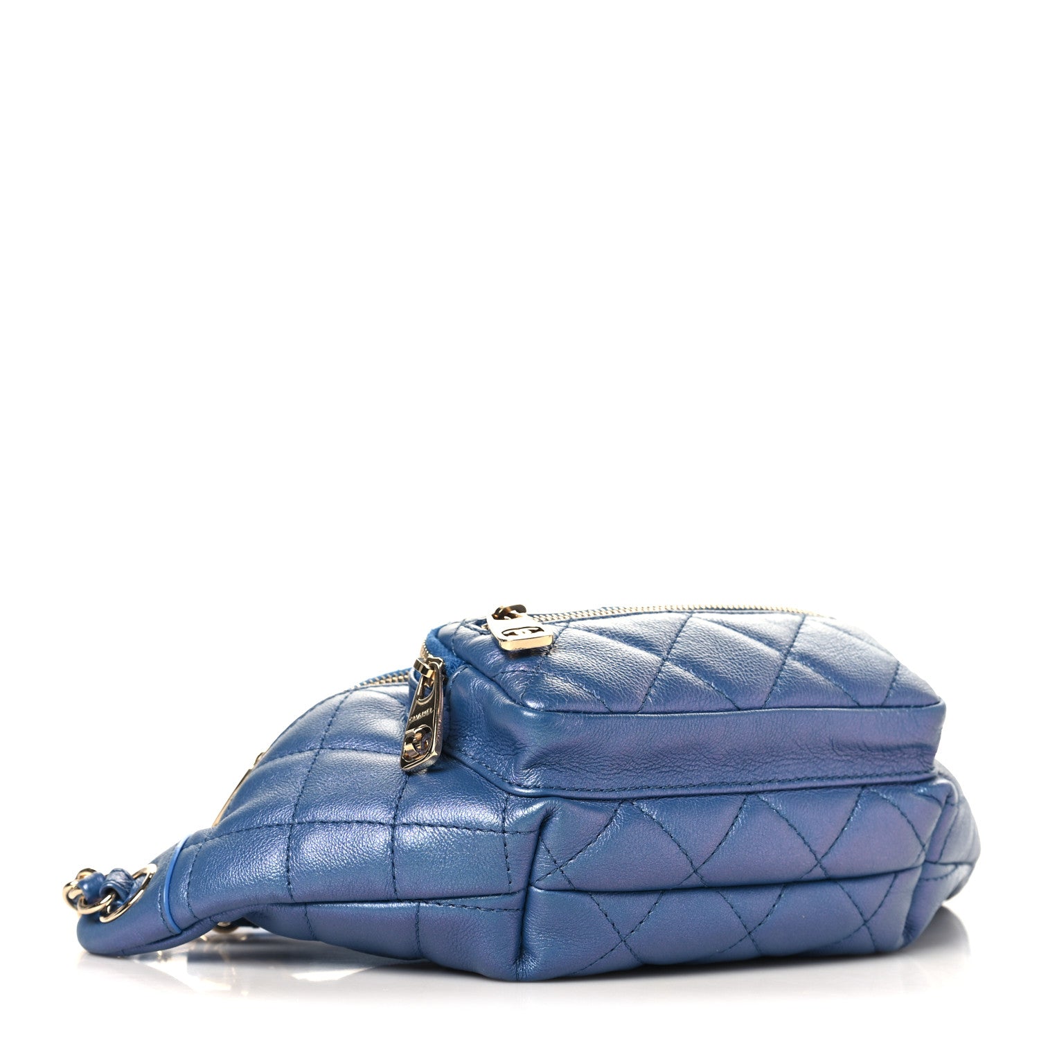 CHANEL ブルーキルティングバッグ Chanel Iridescent Calfskin Quilted All About Waist Belt Bag Dark