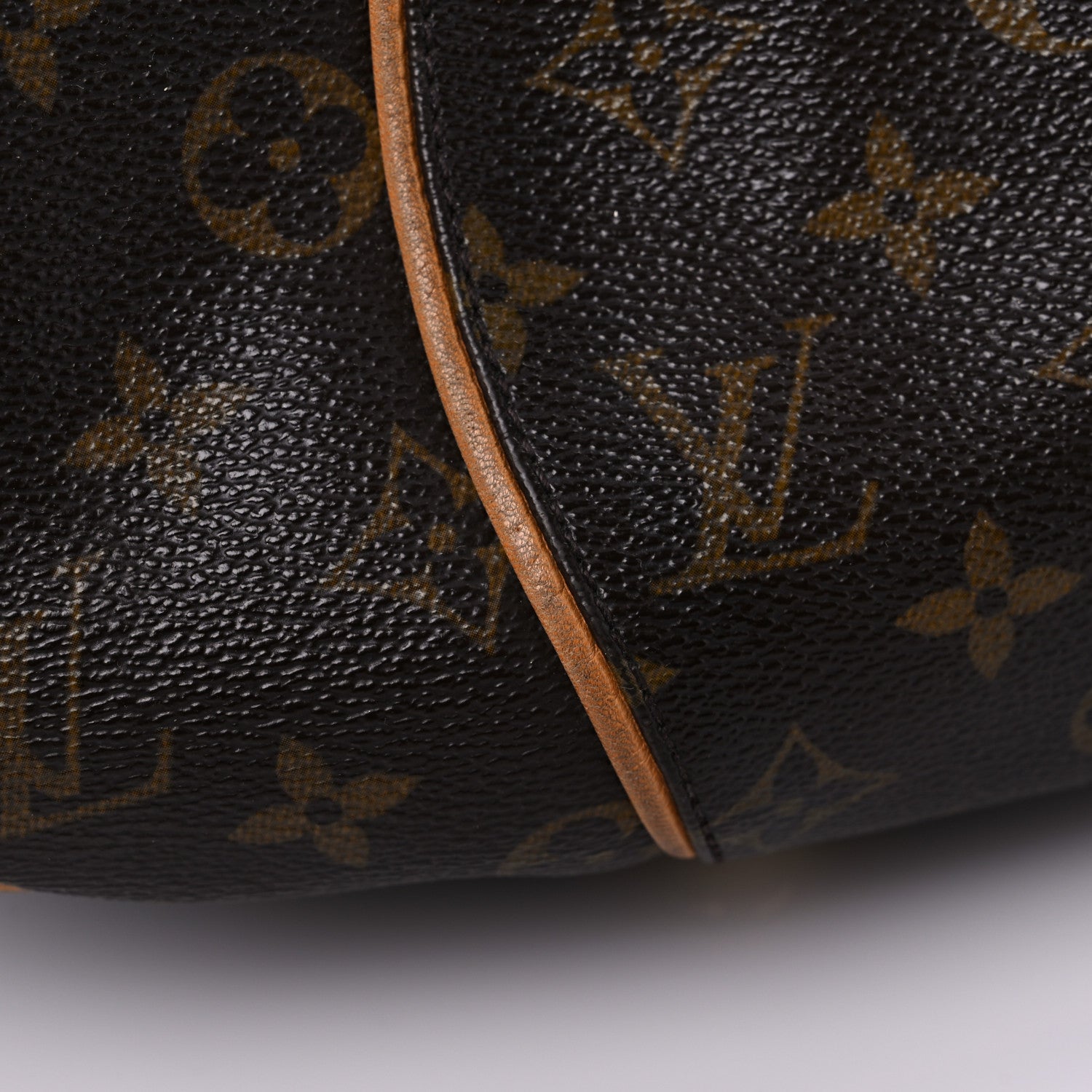 Louis Vuitton Monogram Galliera GM 19 of 33