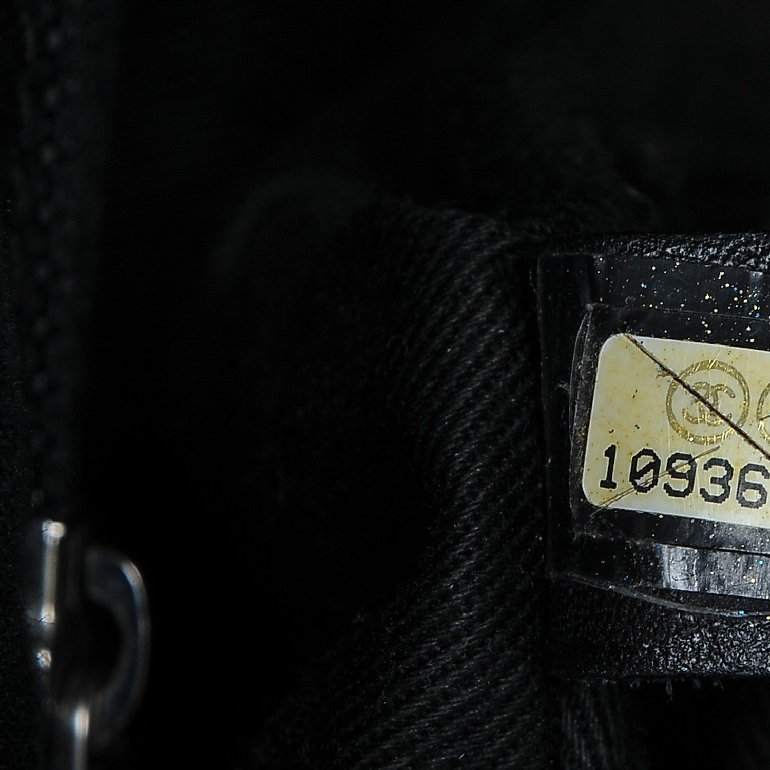 Chanel Distressed Caviar Outdoor Ligne Tote Navy 15 of 16