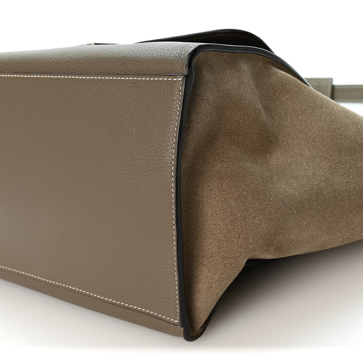 Drummed Calfskin Suede Medium Trapeze Souris