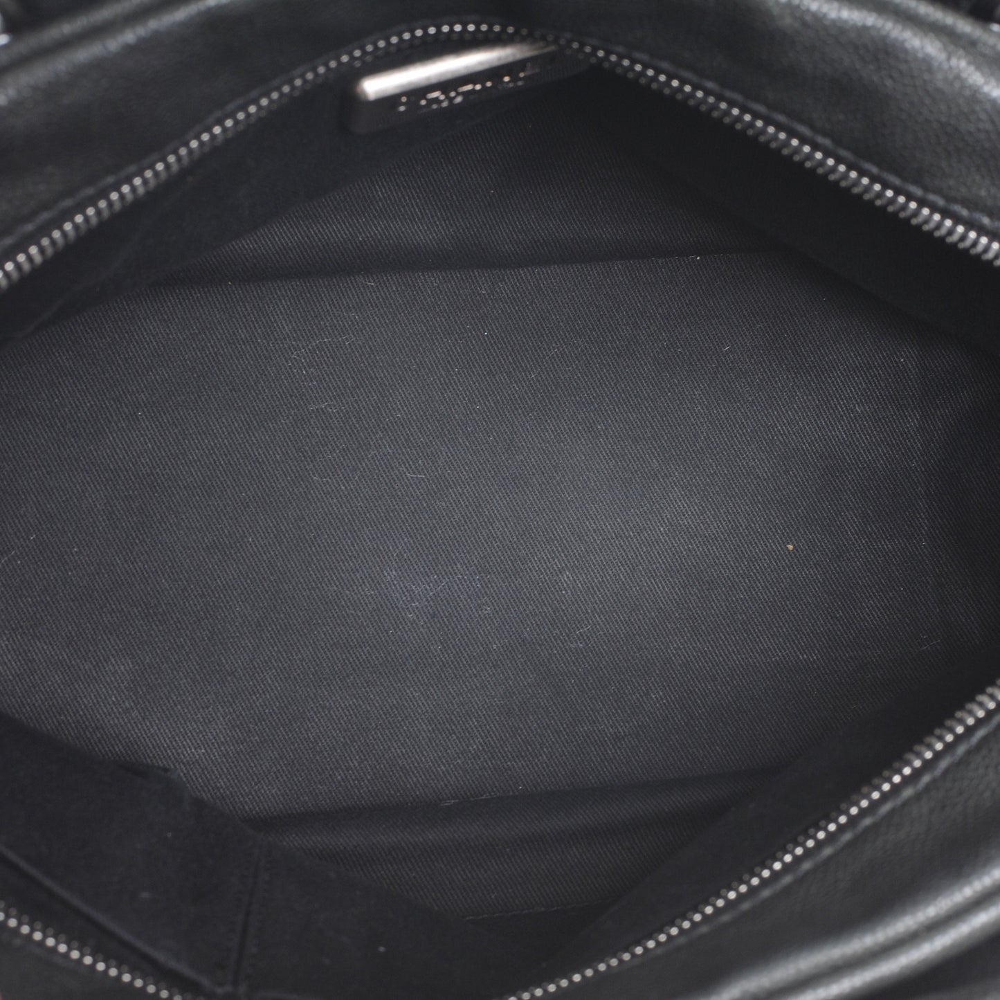 Distressed Caviar Outdoor Ligne Tote Black