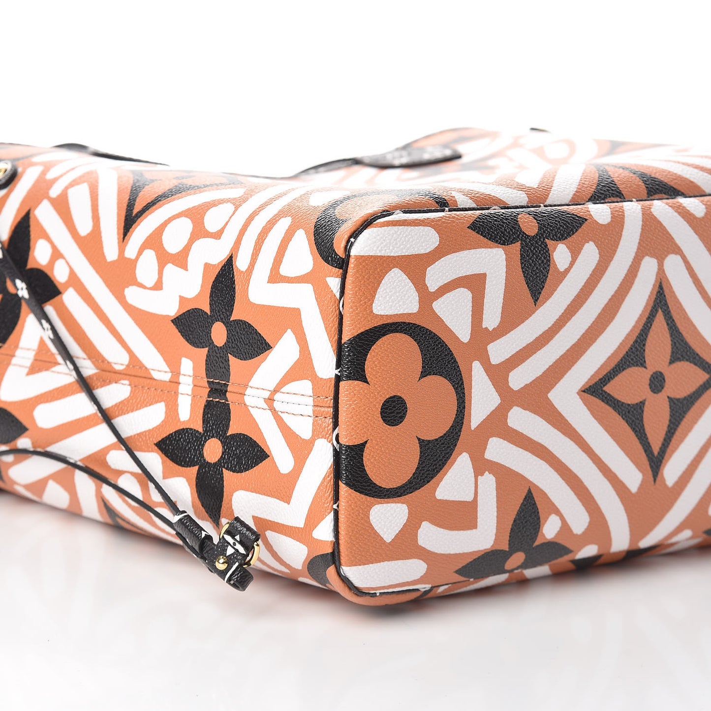 Monogram Giant Crafty Neverfull MM Creme Caramel