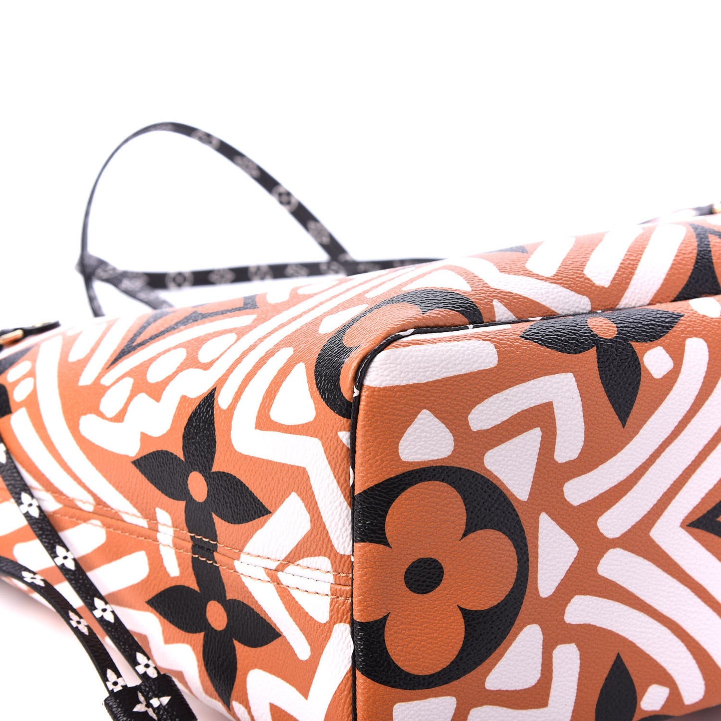 Monogram Giant Crafty Neverfull MM Creme Caramel