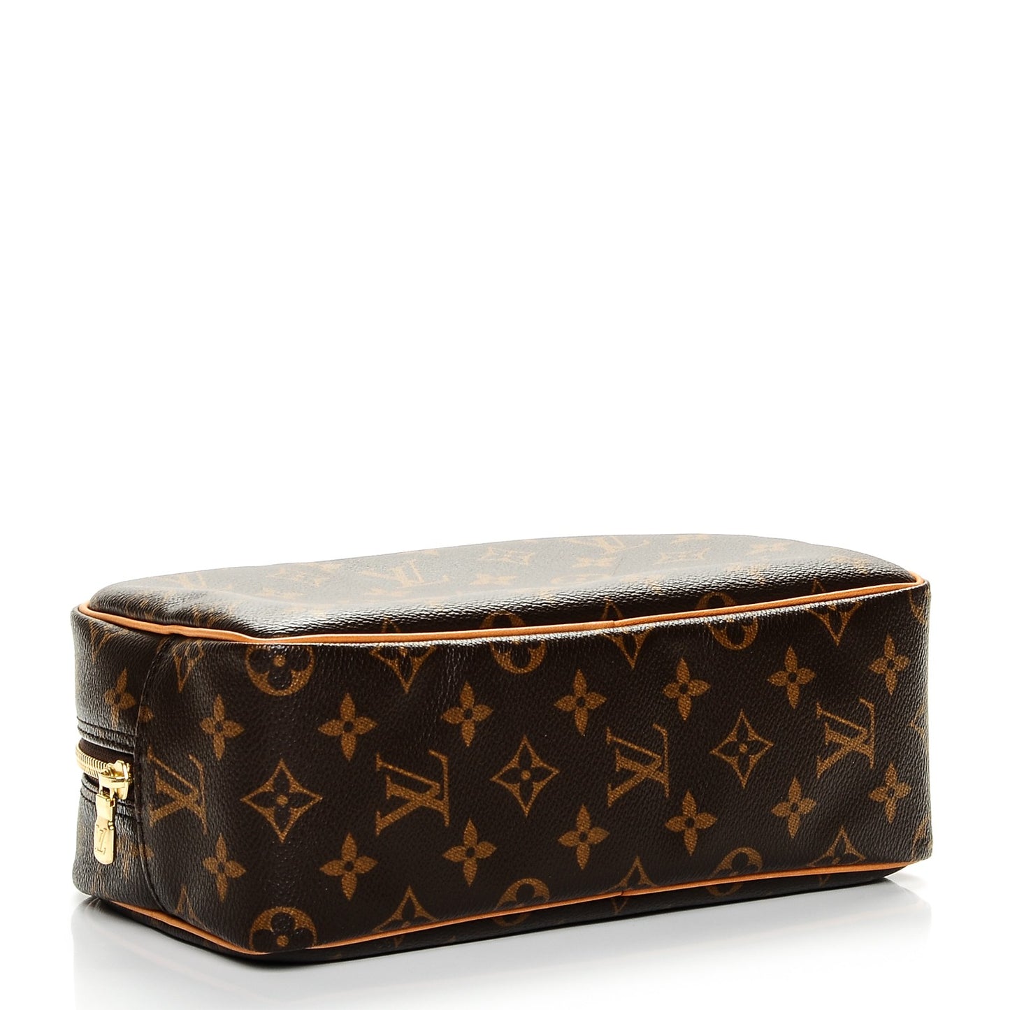 Monogram Toiletry 25