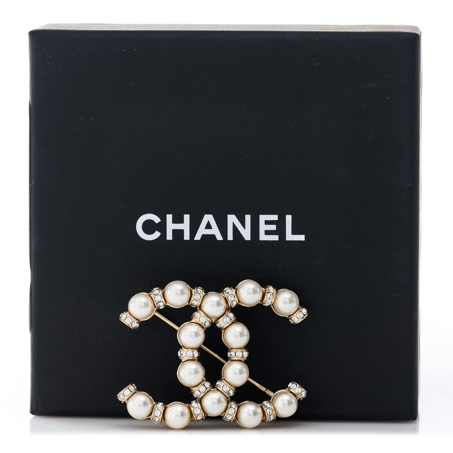 Pearl Crystal Nefertiti CC Brooch Gold