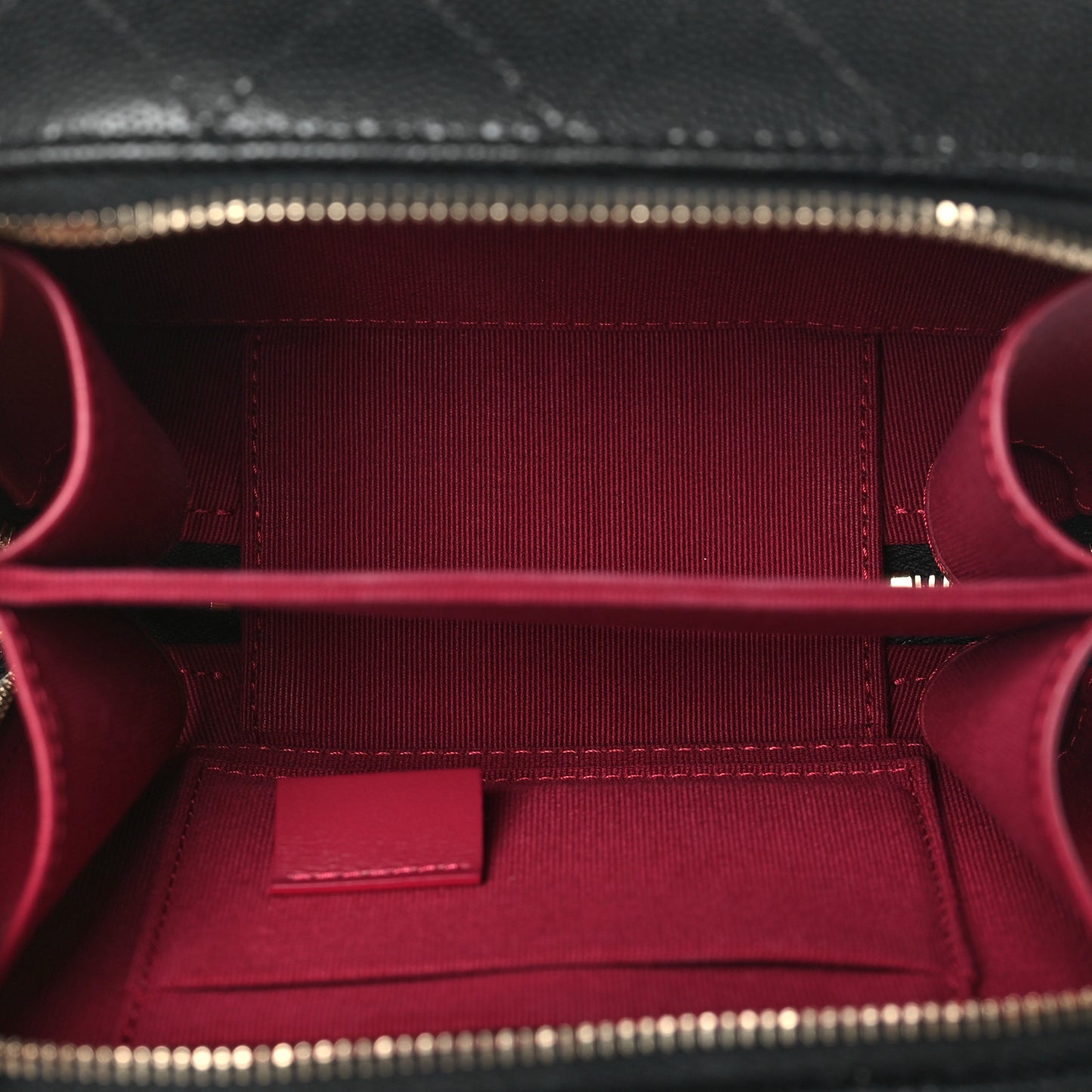 Caviar Quilted Twist Your Buttons Clutch With Chain Black