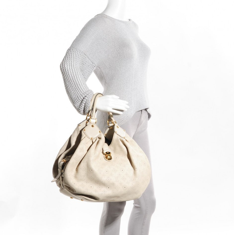 Louis Vuitton Mahina XL Gris 2 of 7