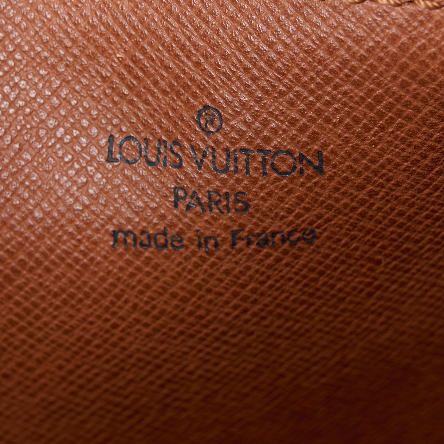 Monogram Papillon 26