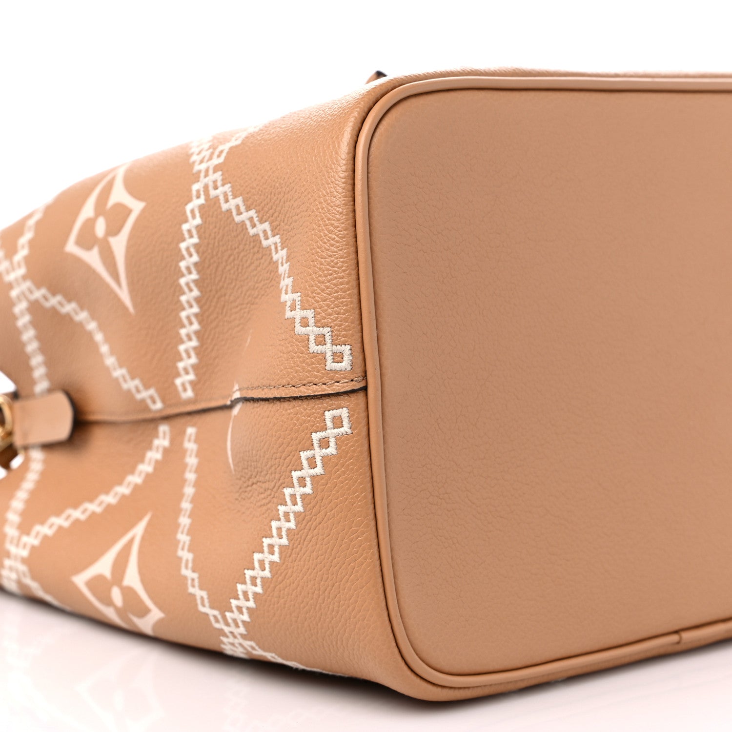 Louis Vuitton Empreinte Monogram Giant Broderies Neonoe MM Arizona 8 of 9