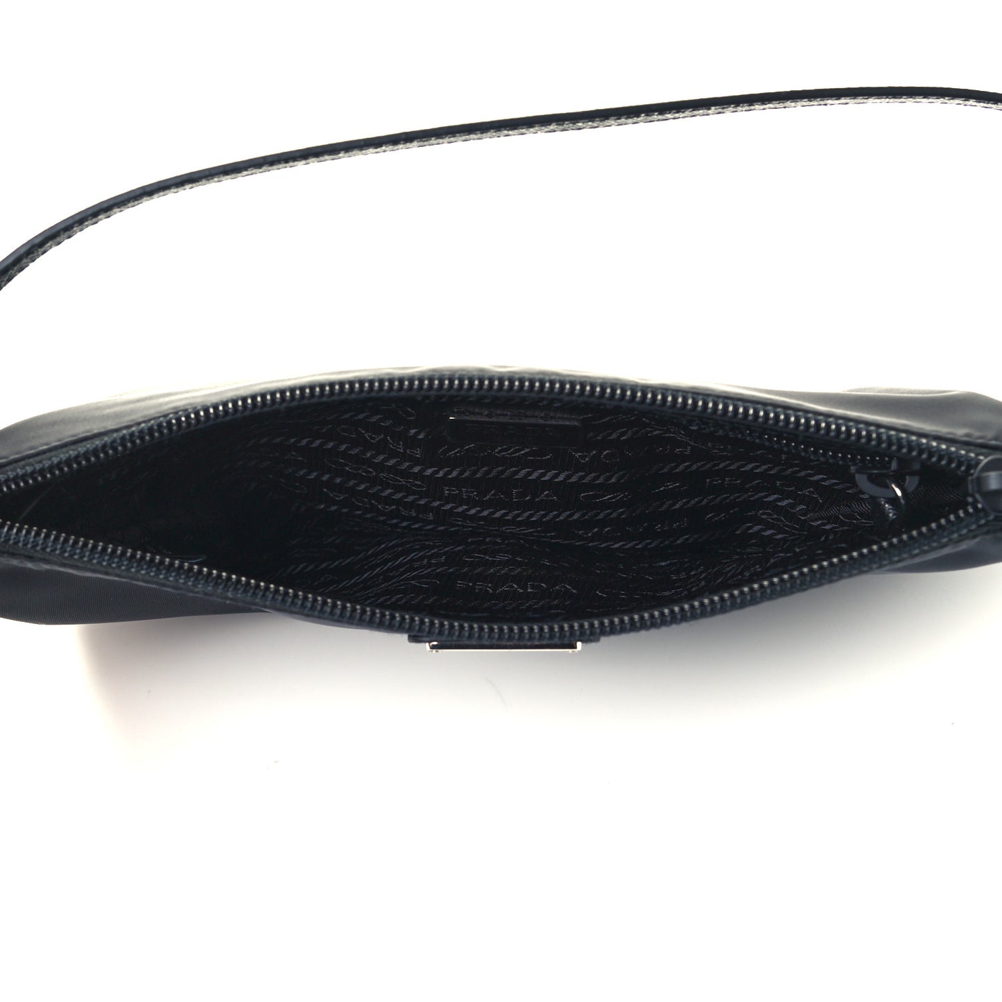 Re-Nylon Vela Pouch Black