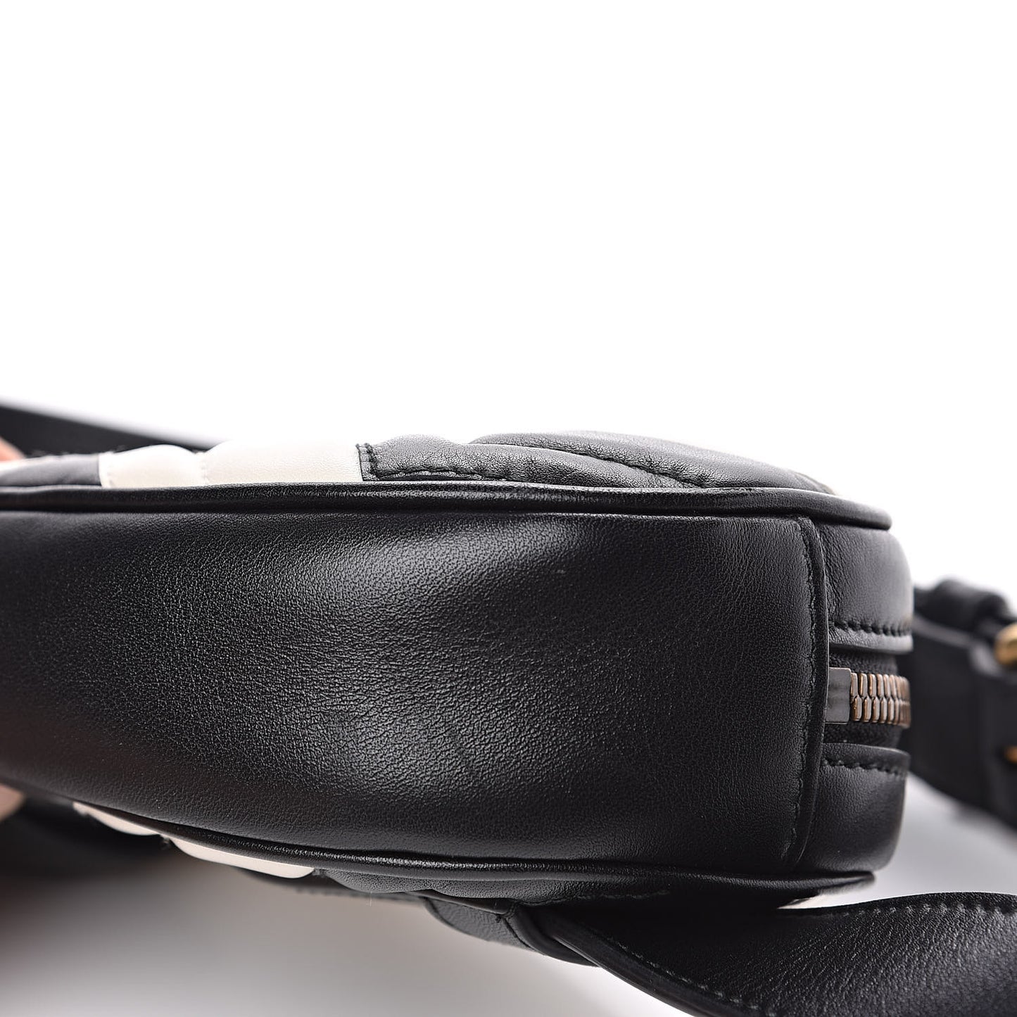 Calfskin Matelasse GG Marmont Belt Bag 85 34 Black White