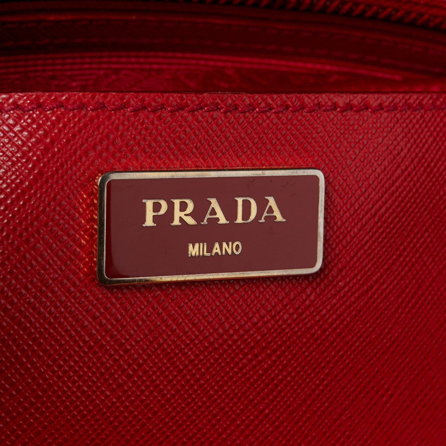 Saffiano Medium Galleria Double Zip Tote Fuoco