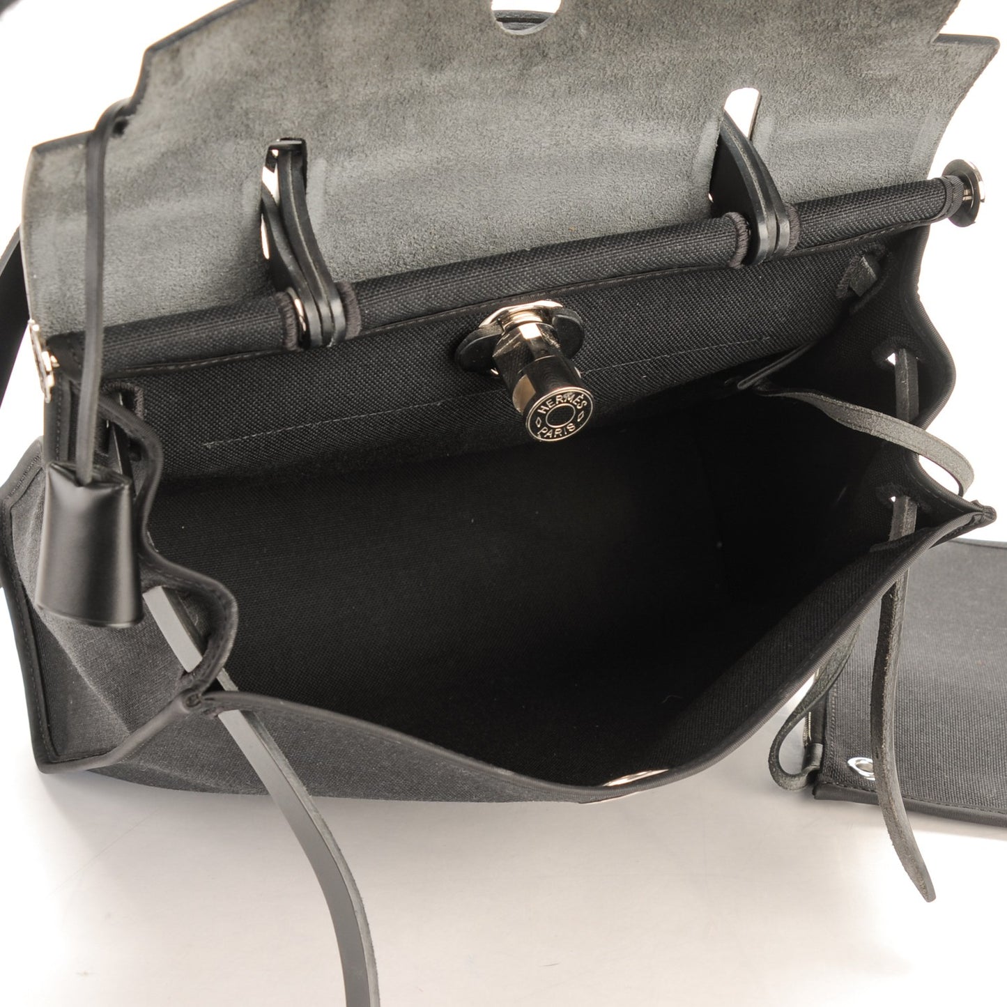 Military Toile Vache Hunter Herbag Zip PM 31 Black