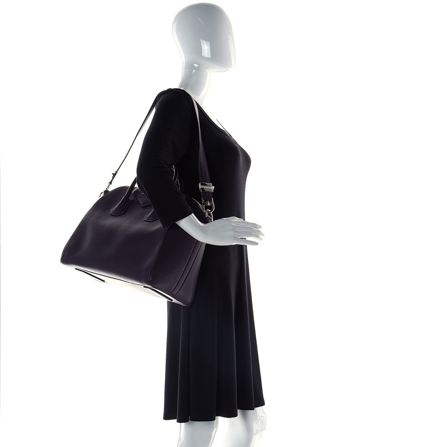 Givenchy Sugar Goatskin Medium Antigona Aubergine 2 of 10