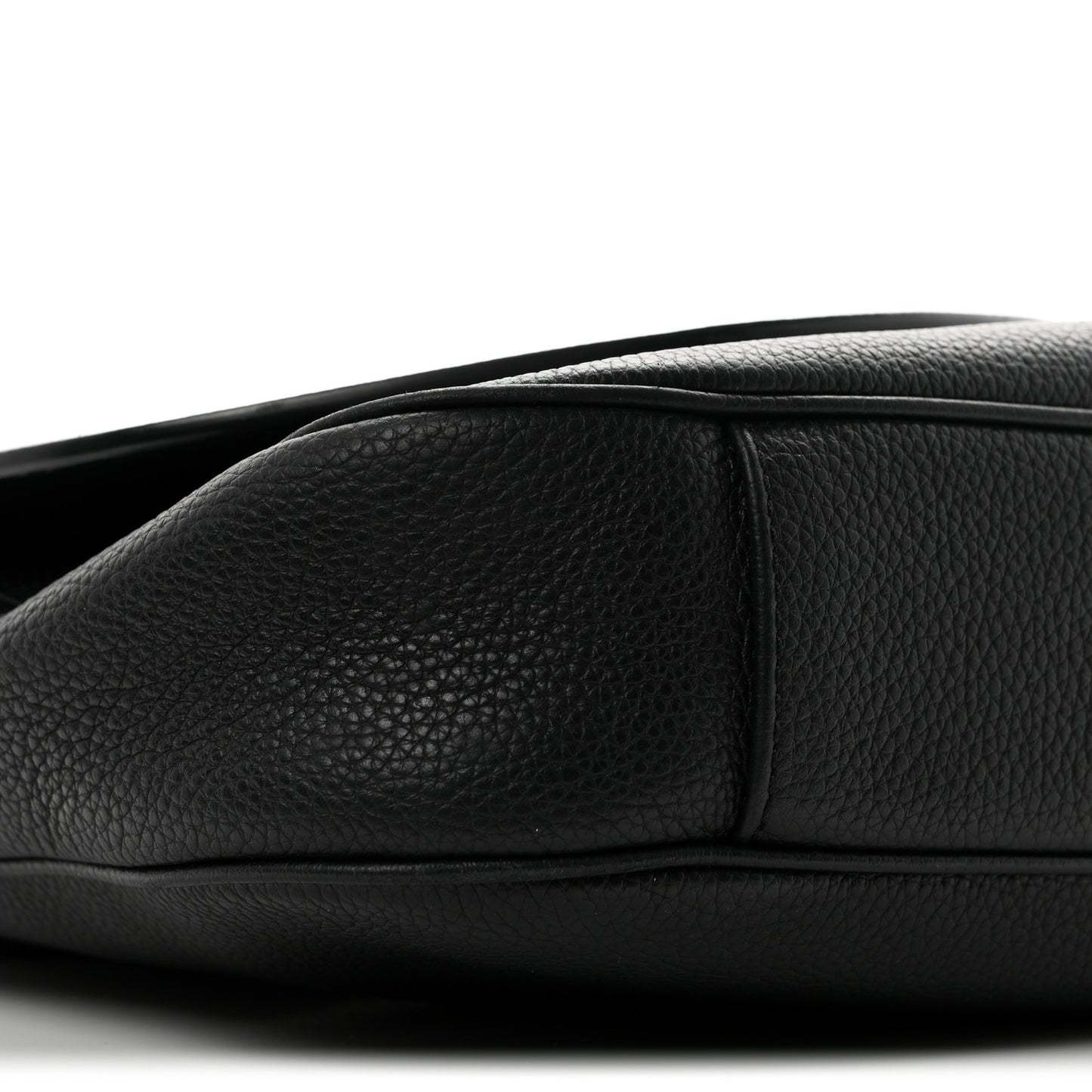 Grained Calfskin Saddle Messenger Bag Black