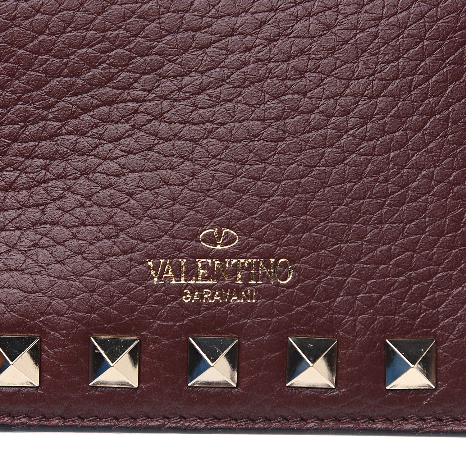 Valentino Garavani Pebbled Calfskin Rockstud French Flap Wallet Rubin 6 of 6