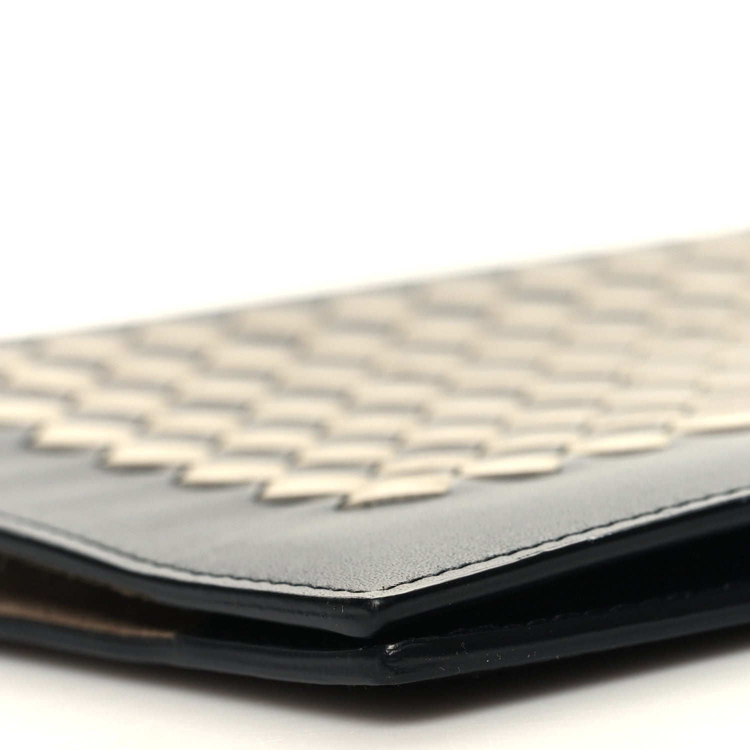 Bottega Veneta Nappa Intrecciato Notebook Cover Black White 9 of 9