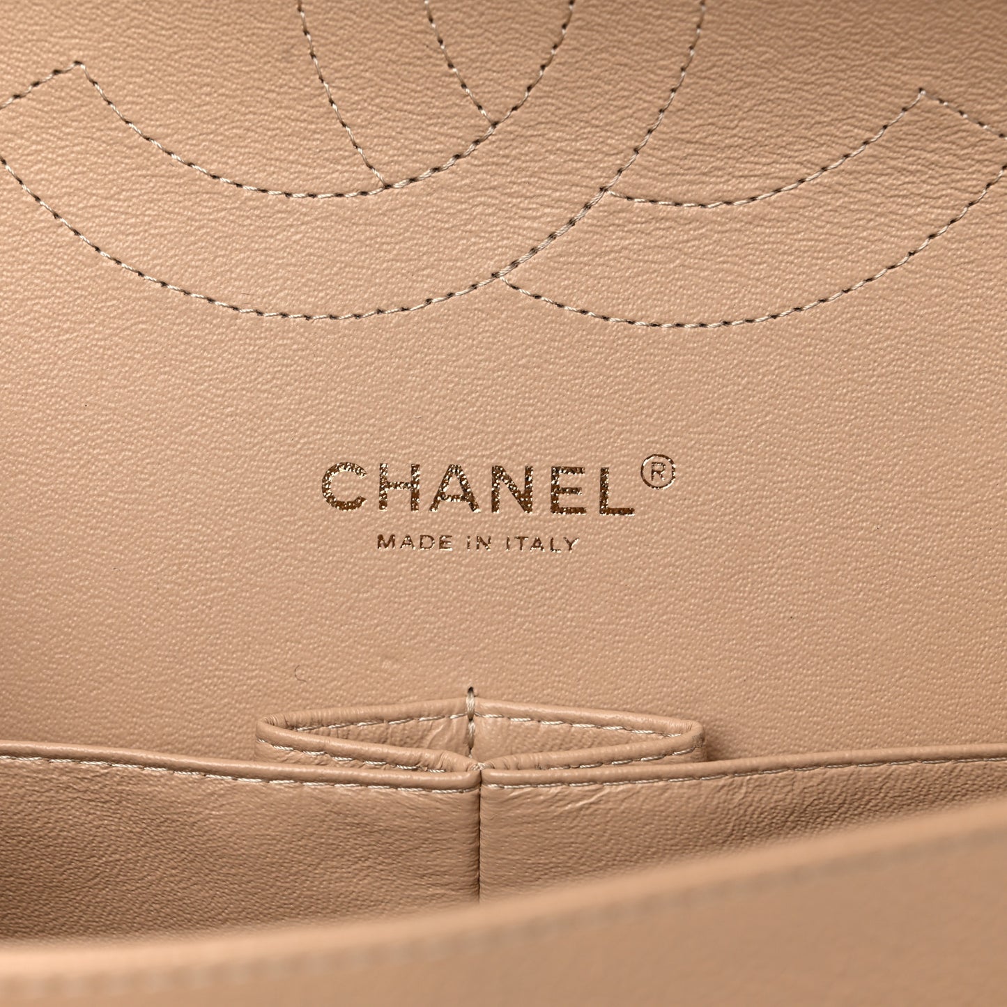 Caviar Quilted Jumbo Double Flap Beige Clair
