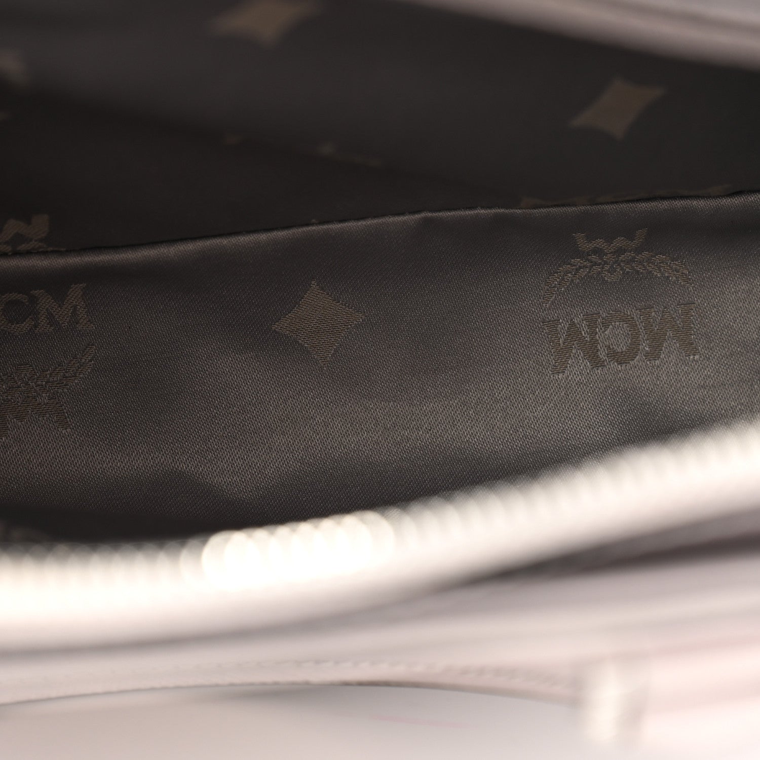 MCM Saffiano Medium Nuovo Tote Gull Gray 6 of 14